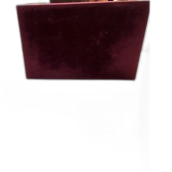 Hand-Painted Jewelry Box in Pink Roses and Green Leafs with a Brass knob - Picture 3 of 10